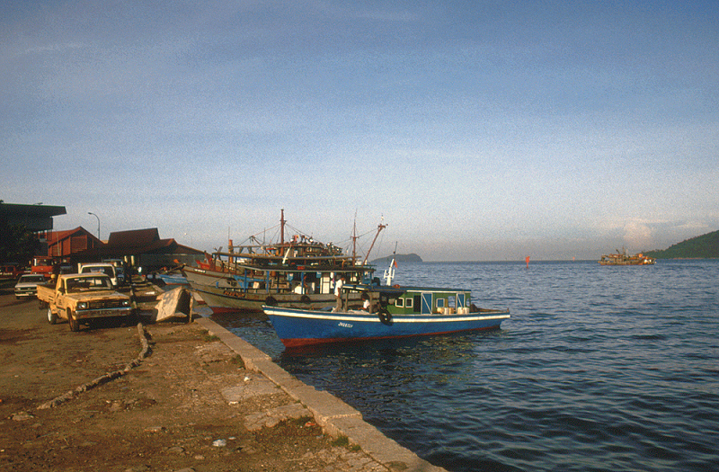 797_Kota Kinabalu, waterfront.jpg